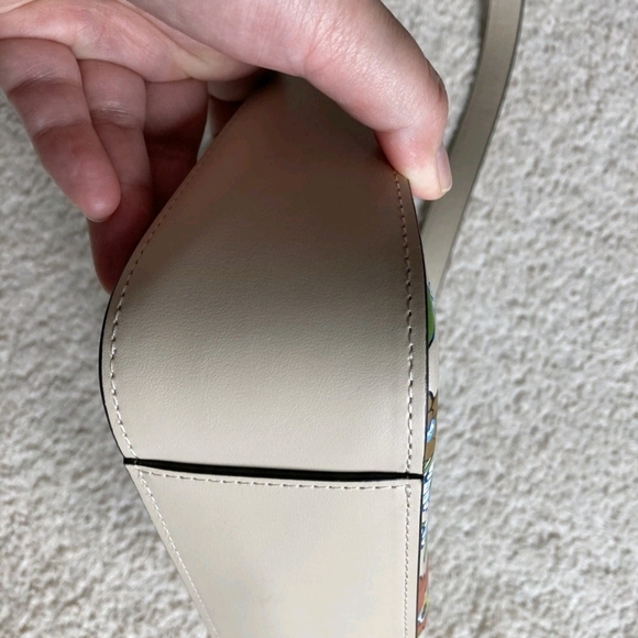 Coach Floral Print Shoulder Bag with Cream Accents - Picture 8 of 8